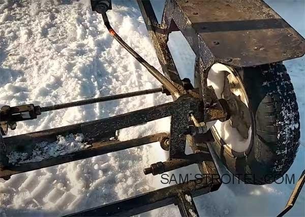 Сделал самодельный картинг из бензопилы Урал Сделал самодельный картинг из бензопилы Урал