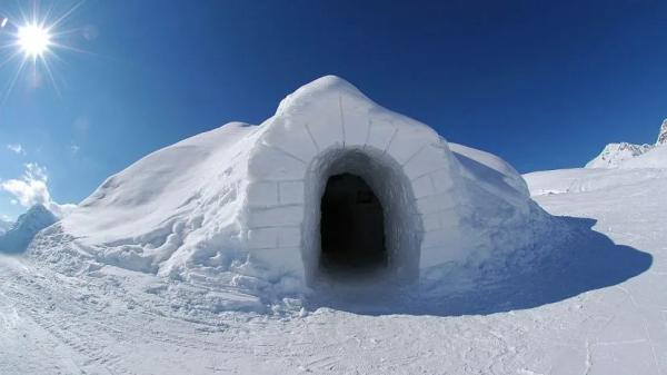 Строительство ледяной хижины иглу из снега своими руками