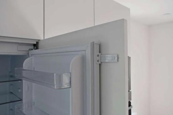 Встроенный холодильник: размеры оборудования, стандарты для встраивания