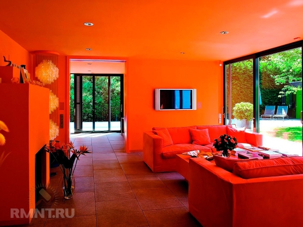 





Как использовать оранжевый цвет в интерьере



