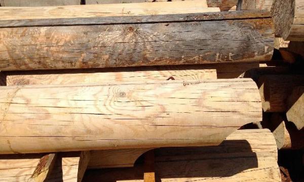 Отбеливатели для древесины: препараты, которые помогут справиться с потемнением