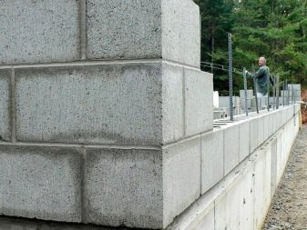 Одноэтажный дом с мансардой: примеры современной планировки