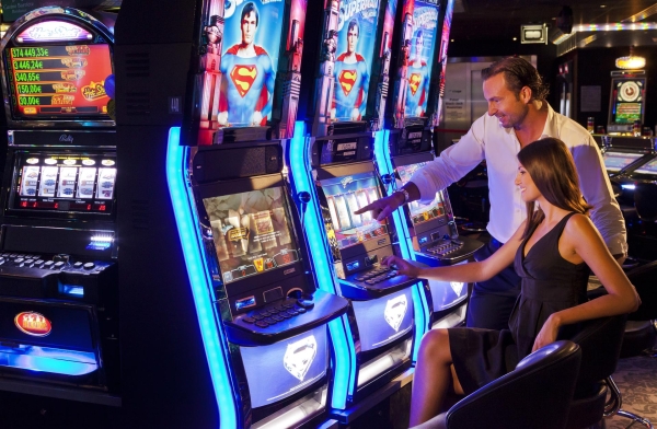 Игральные автоматы бесплатно без регистрации для любителей азарта в казино Slotozal